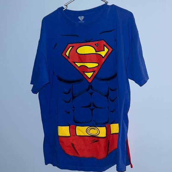 Superman Superhero Tee Shirt With Cape Halloween Dress up DC Comics XL - Picture 1 of 3